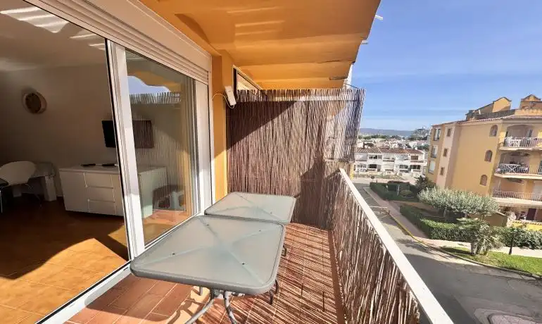 Apartment with pool for sale in Muga - Gran Reserva - Badia, imagen 3