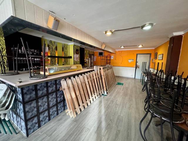 Local comercial en Venta en Magaz de Pisuerga - AV DERECHOS HUMANOS en Magaz de Pisuerga