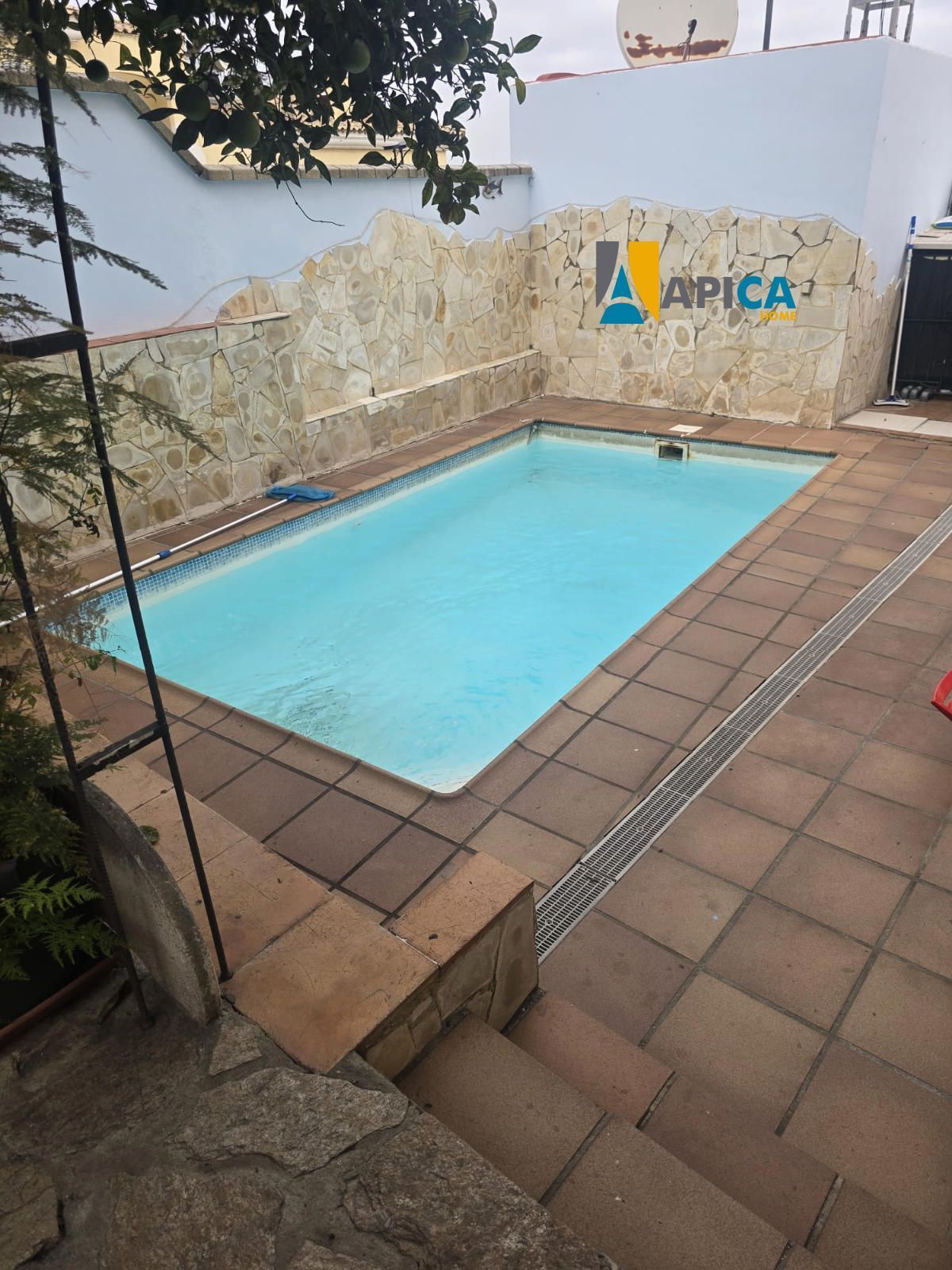 Piscina de Casa adosada de lloguer en Algeciras amb Terrassa i Piscina