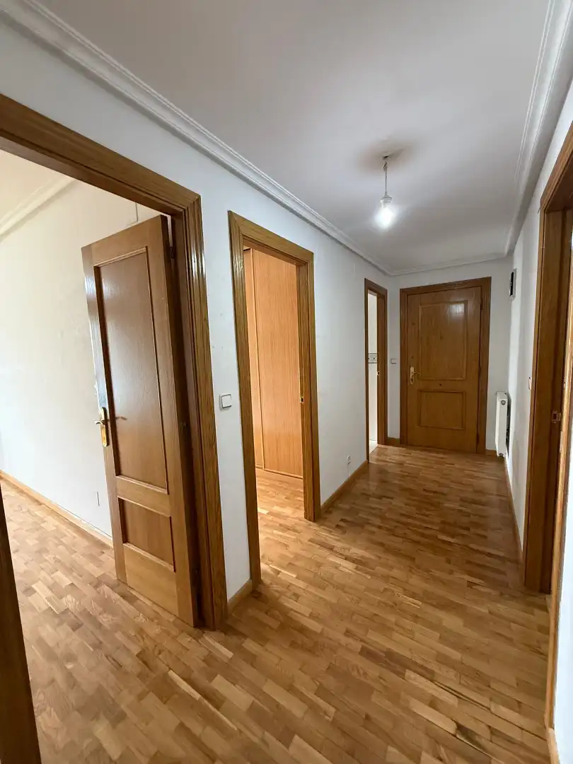 Flat for sale in Oviedo   with Heating