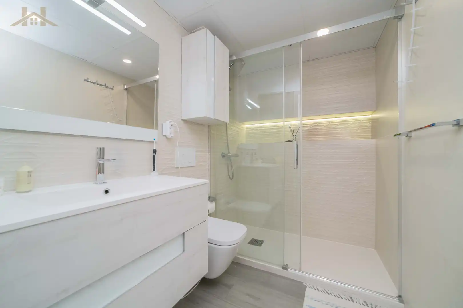 Duplex with pool for sale in Avenida del Cerro del Águila 13, imagen 22