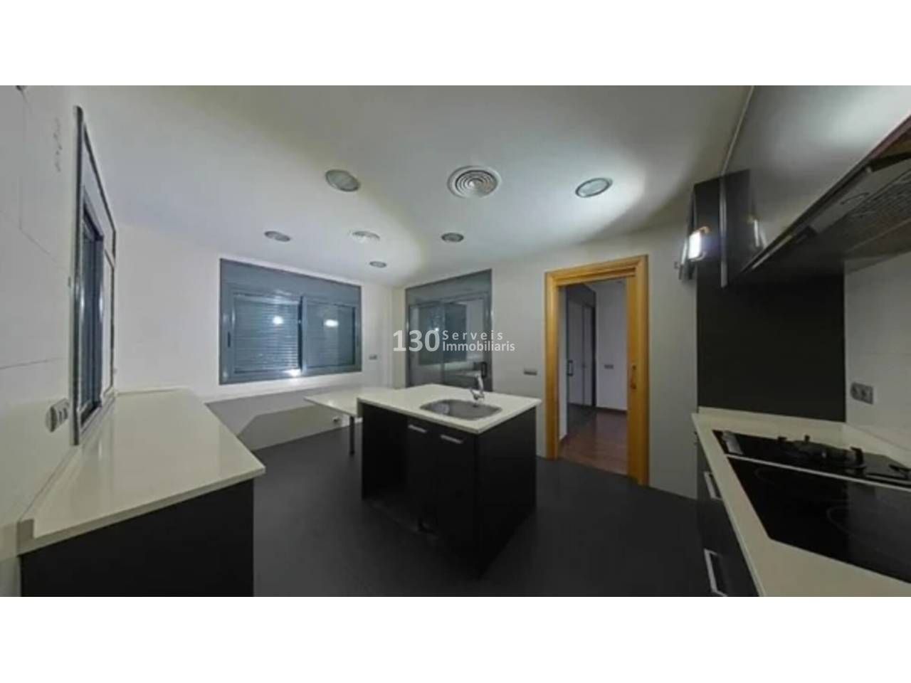 House or chalet for sale in Vilanova i la Geltrú  with Private garden, Parquet flooring and Terrace