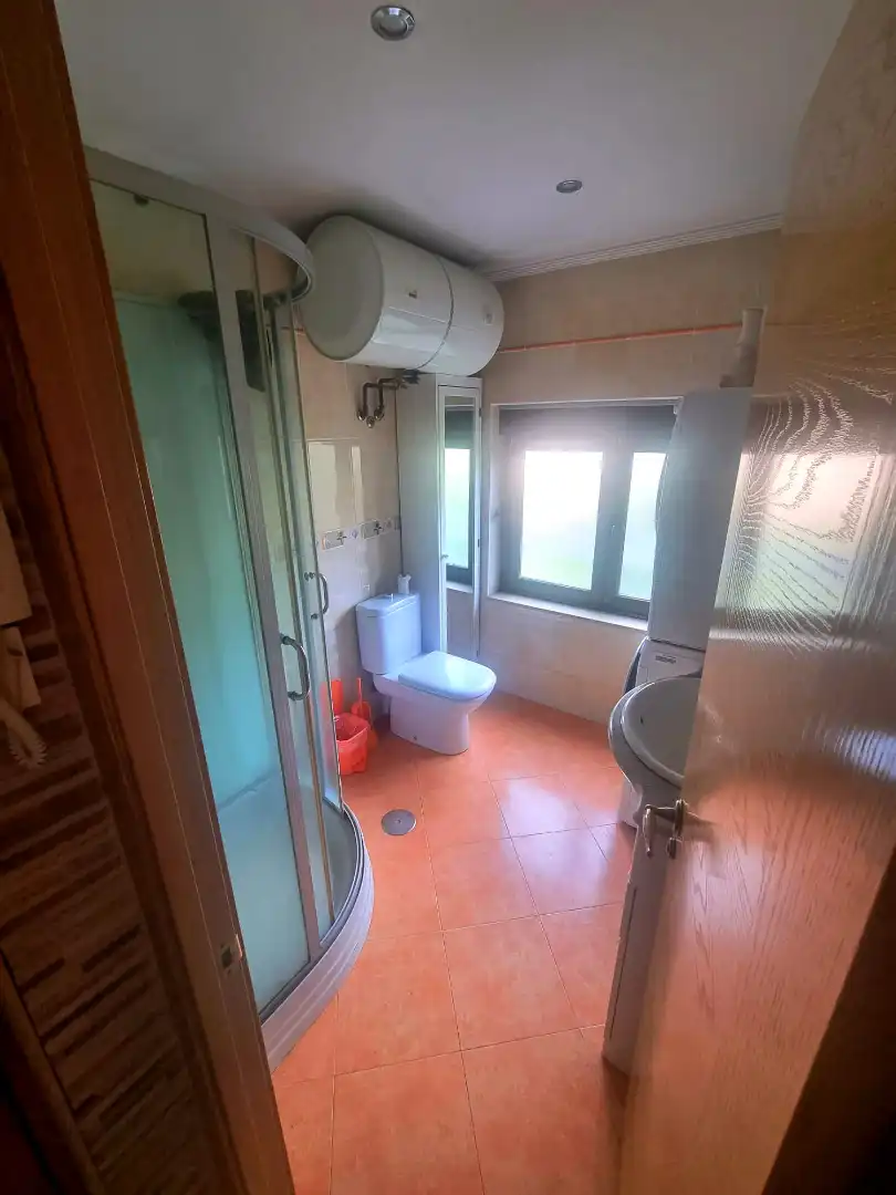 Baño de Piso en venta en Aller con Calefacción, Trastero y Amueblado