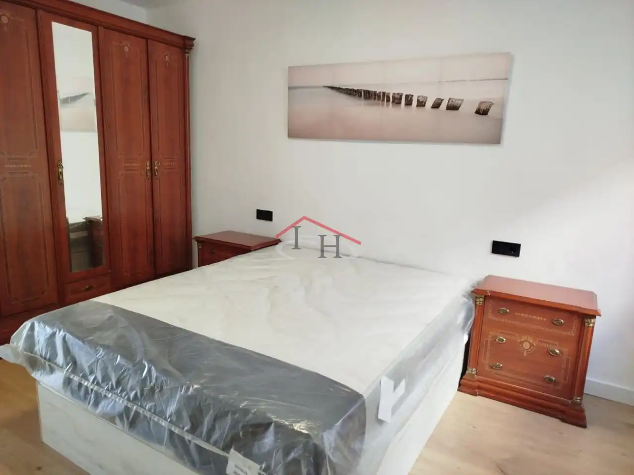 Habitación de Piso de alquiler en León Capital  con Calefacción, Parquet y Terraza
