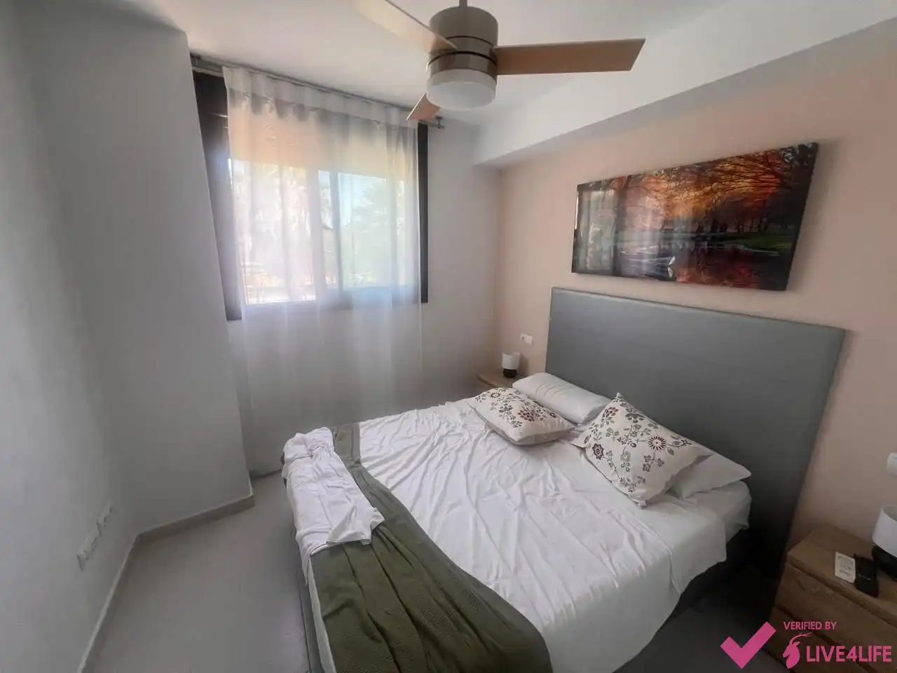 Habitación de Piso de alquiler en Valencia con Aire acondicionado y Amueblado