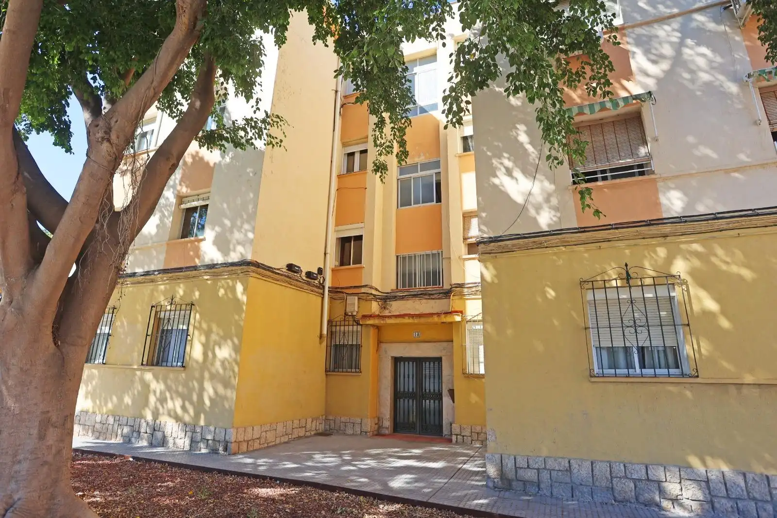 Vista exterior de Piso en venta en Málaga con Aire acondicionado