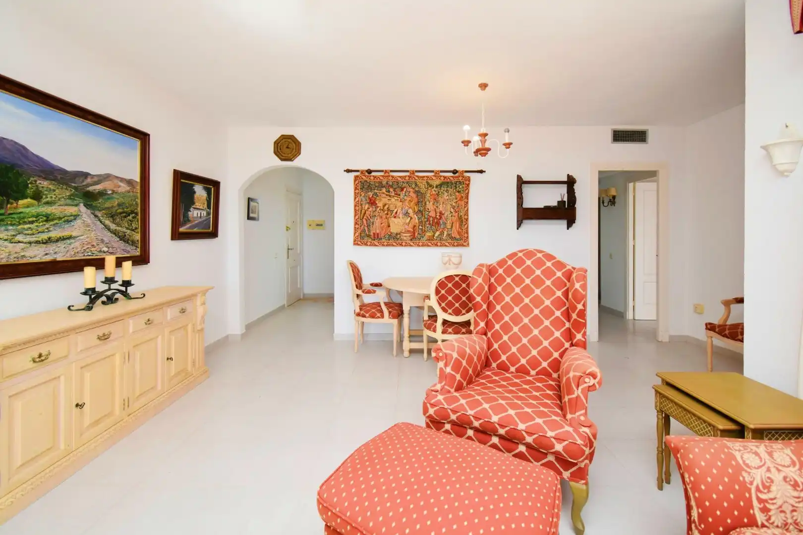 Sala d'estar de Pis en venda en El Ejido amb Jardí privat, Terrassa i Piscina comunitària