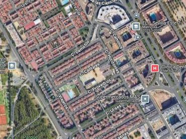 Adossat amb jardí en venda a Este - Alcosa- Torreblanca