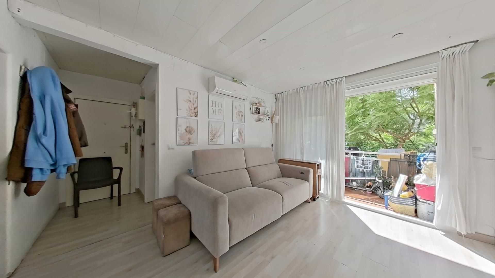 Sala d'estar de Apartament en venda en  Barcelona Capital amb Terrassa