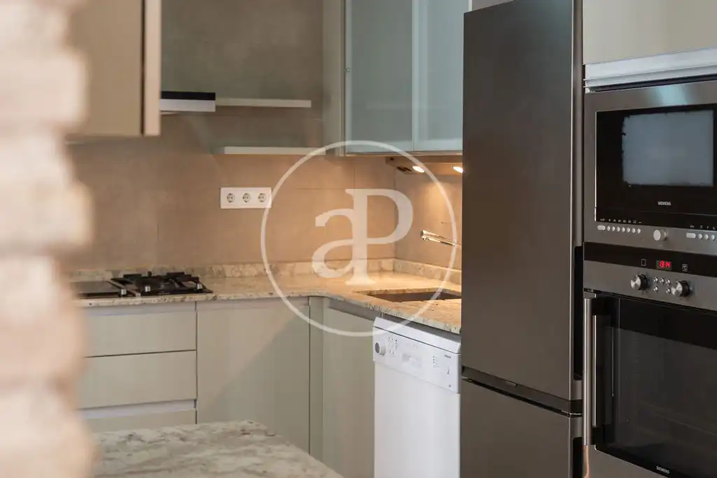 Cocina de Piso de alquiler en Valencia con Aire acondicionado, Calefacción y Terraza