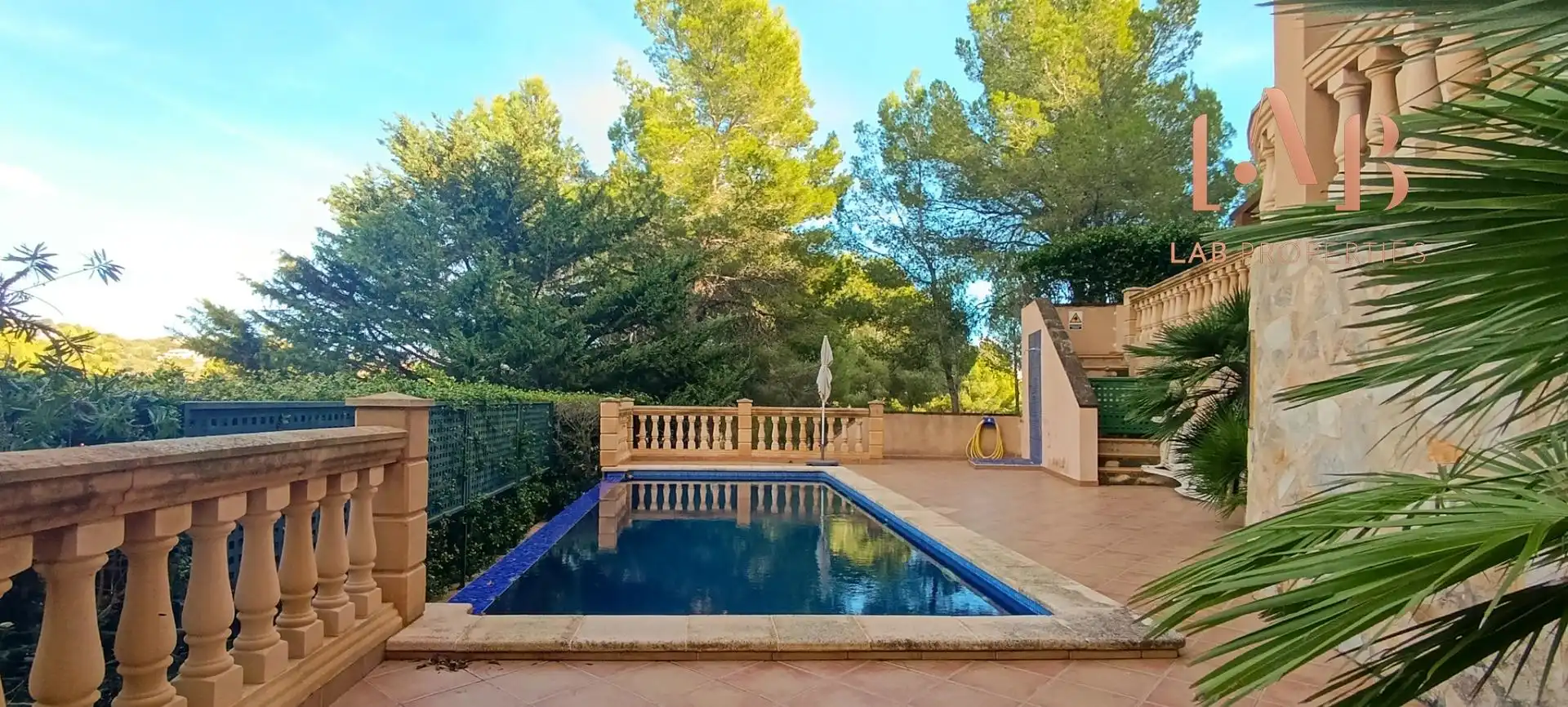 Schwimmbecken von Dachboden zur Miete in Andratx mit Klimaanlage, Heizung und Privatgarten