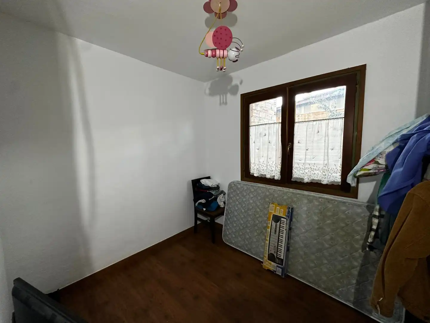 Habitación de Finca rústica en venta en Montoliu de Lleida con Calefacción, Jardín privado y Internet