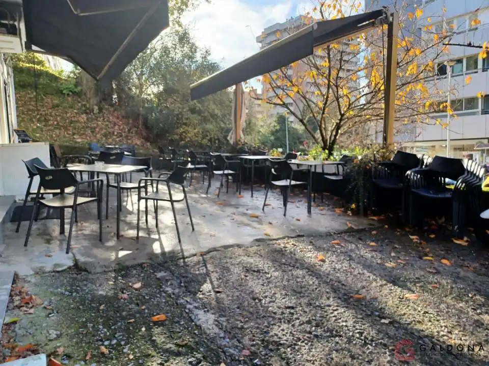 Terrassa de Local en venda en Donostia - San Sebastián  amb Aire condicionat