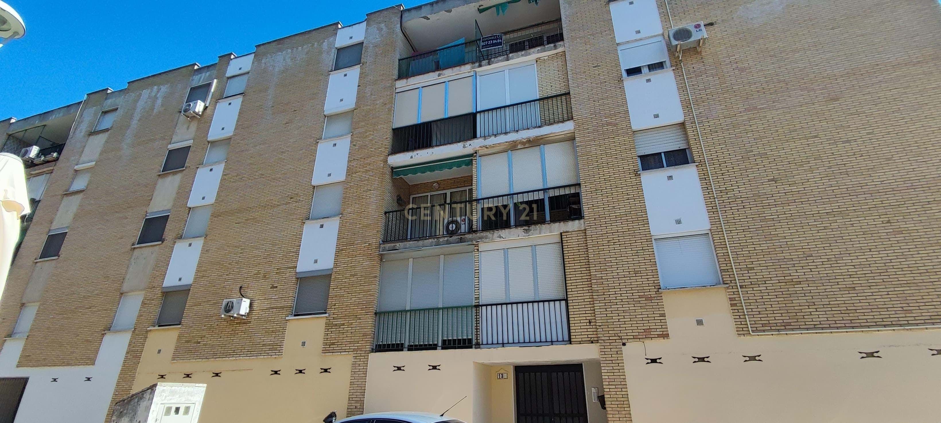Vista exterior de Casa o xalet en venda en Mérida