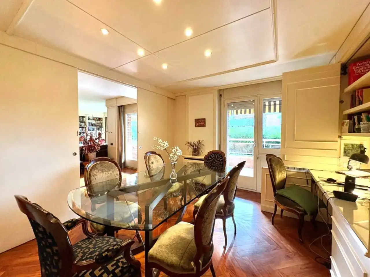 Flat for sale in Calle Joan Oliver, L'Eixample