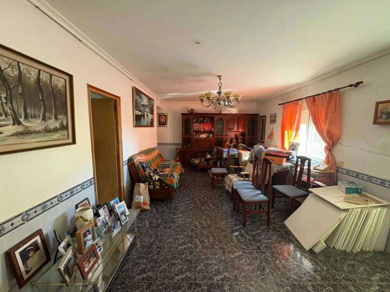 Sala d'estar de Casa o xalet en venda en Alicante / Alacant amb Aire condicionat, Jardí privat i Terrassa