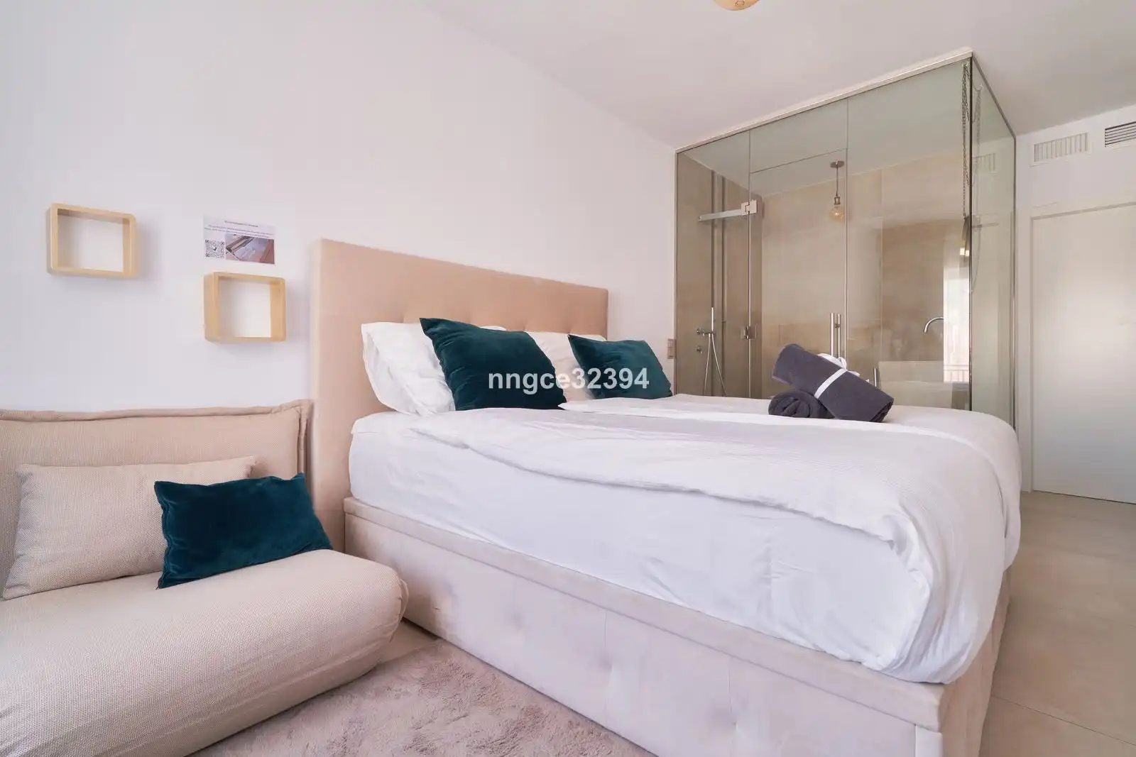 Dormitori de Apartament en venda en Marbella amb Aire condicionat, Terrassa i Moblat