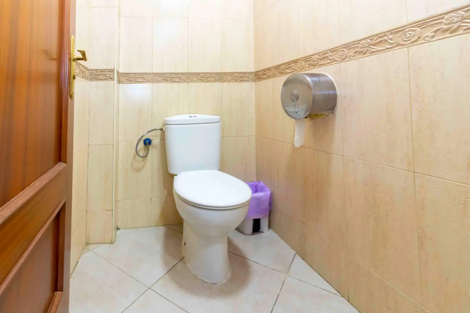 Baño de Local en venta en Badajoz con Aire acondicionado, Terraza y Amueblado