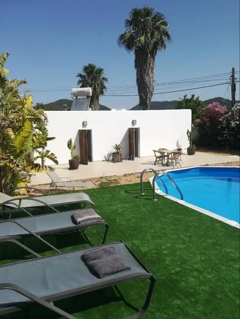 Chalet con jardín en venta en Diseminado Can Sargent 8404, imagen 18