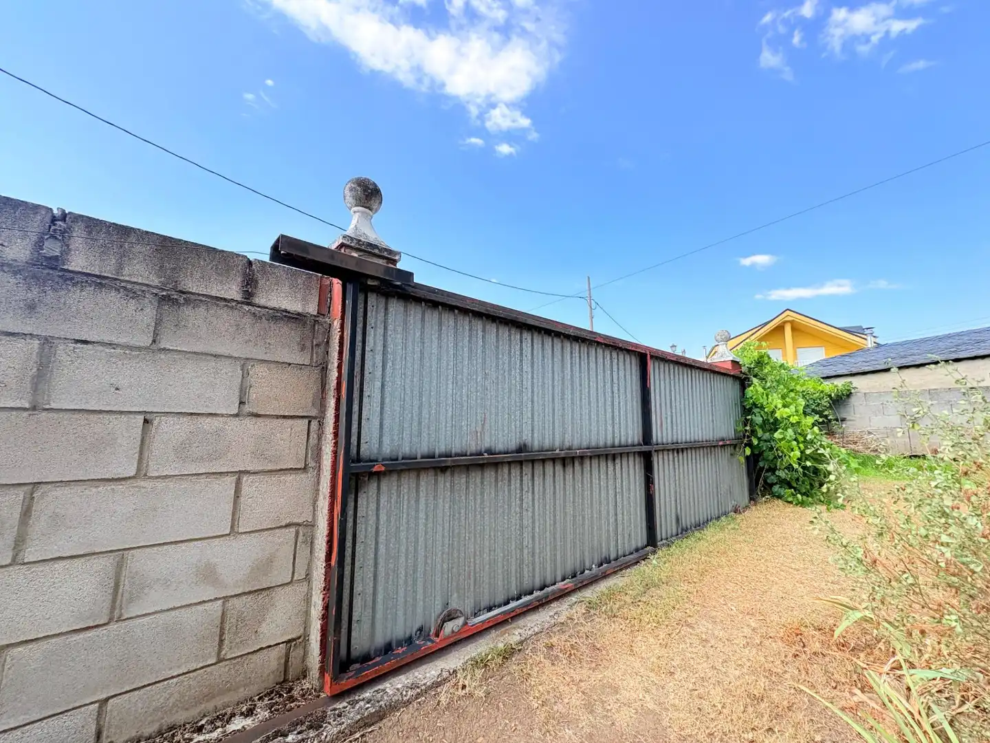 Vista exterior de Casa o chalet en venta en Ponferrada con Calefacción, Jardín privado y Terraza