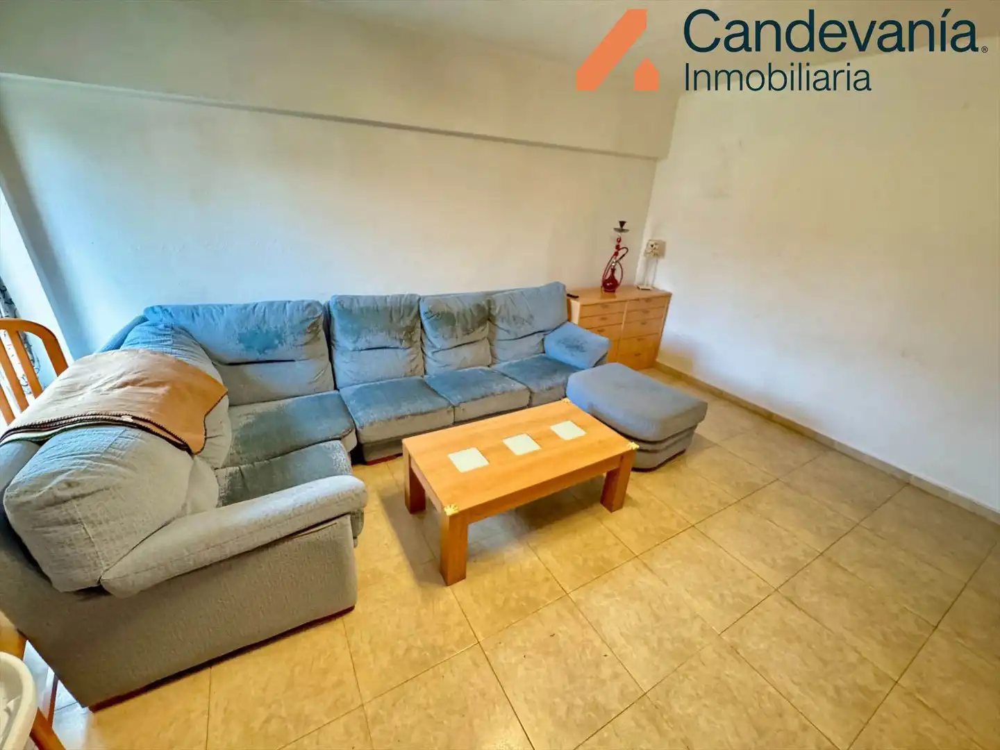 Sala de estar de Piso en venta en Zuera con Calefacción, Trastero y Amueblado