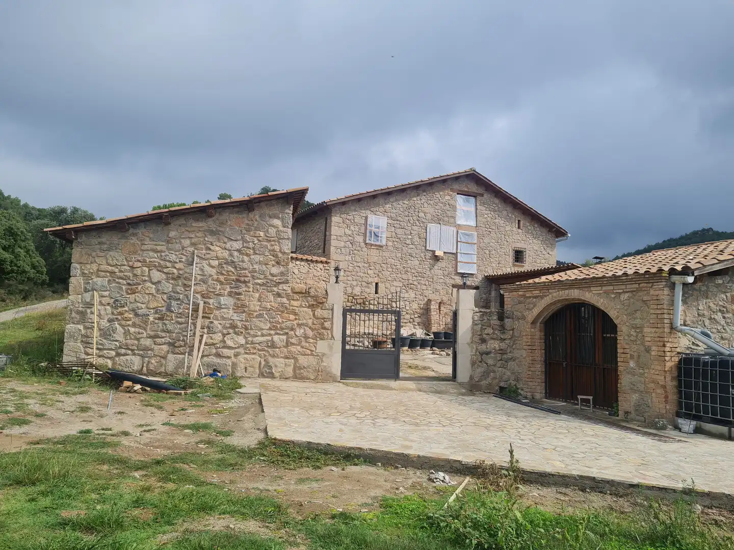 Country homes for sale in Olvan
