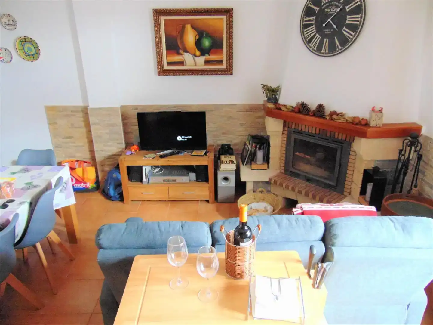 Sala de estar de Piso en venta en Carataunas con Piscina y Amueblado