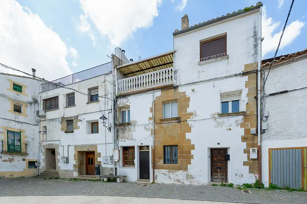 Casa adosada en venta en C/ Valdizarbe, Añorbe