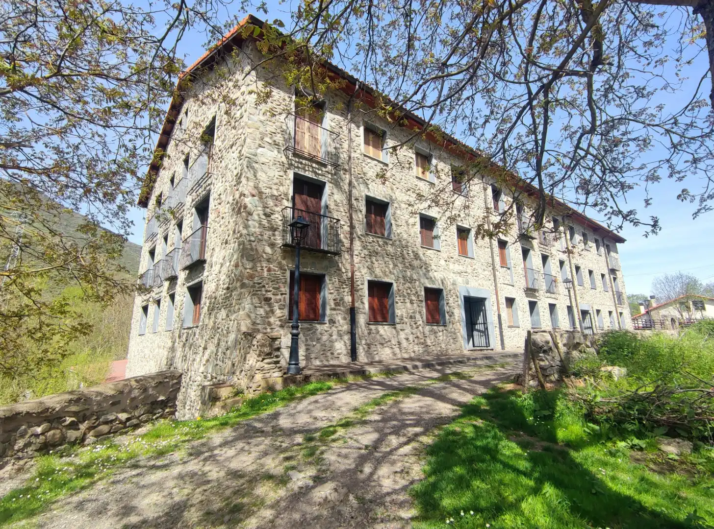 Außenansicht von Wohnungen zum Verkauf in Ezcaray mit Heizung, Abstellraum und Möbliert