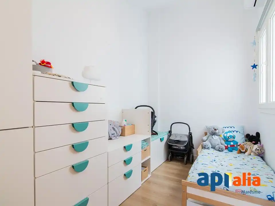 Dormitori de Dúplex en venda en Pineda de Mar amb Terrassa