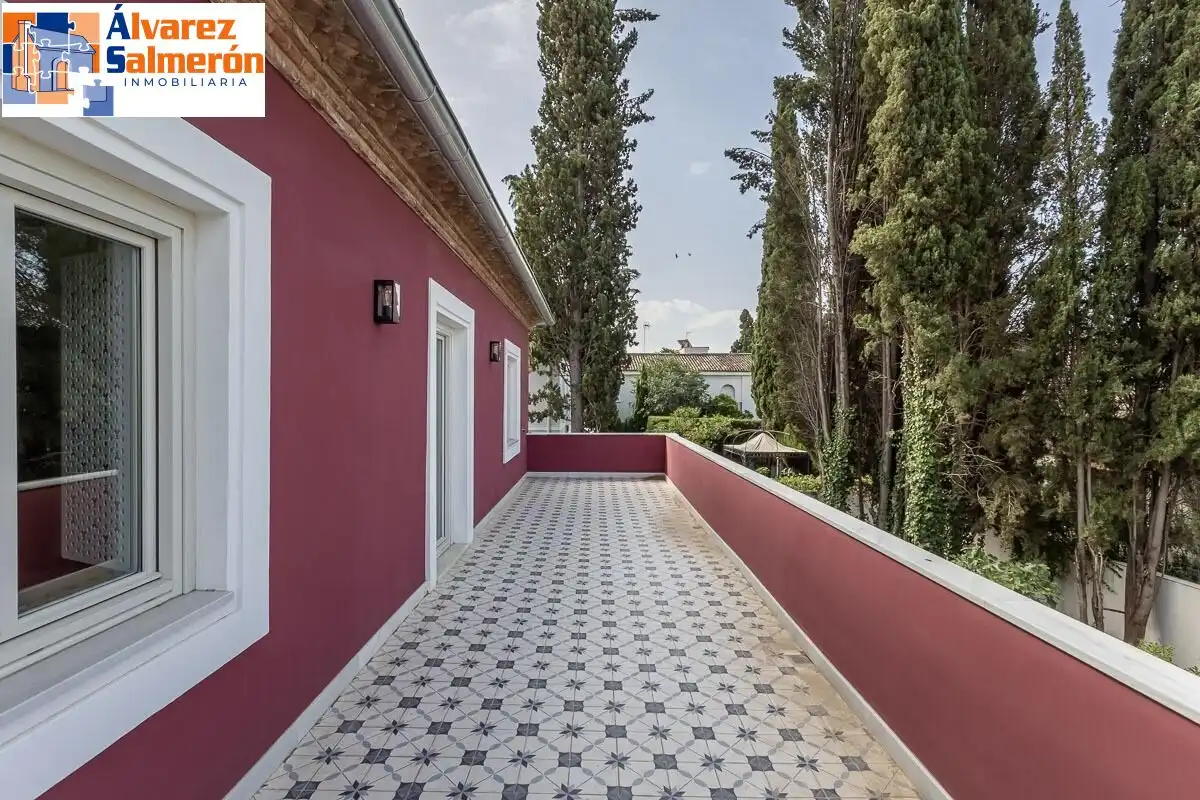 Terrassa de Casa o xalet en venda en Granada amb Aire condicionat, Jardí privat i Terrassa