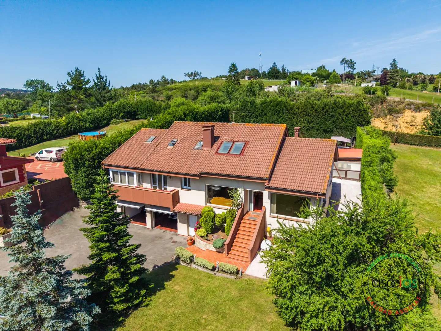 Casa con jardín en venta en LG FONCIELLO
