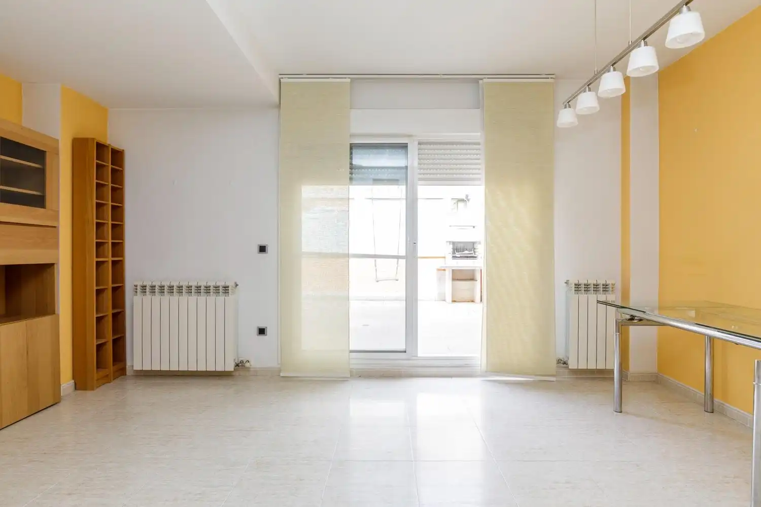 Casa adosada en venda en María de Huerva amb Calefacció, Jardí privat i Terrassa