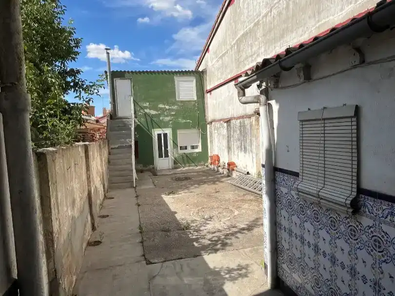 Vista exterior de Casa adosada en venda en Viana de Cega
