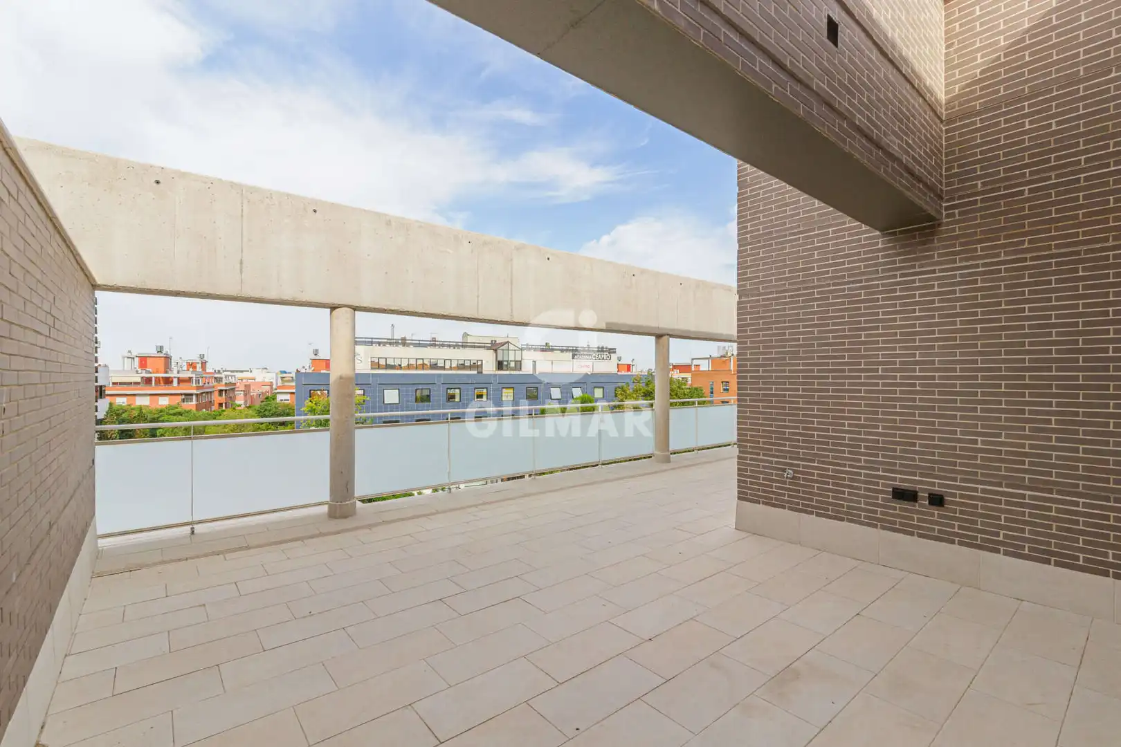 Terraza de Ático en venta en Sevilla con Calefacción, Jardín privado y Piscina