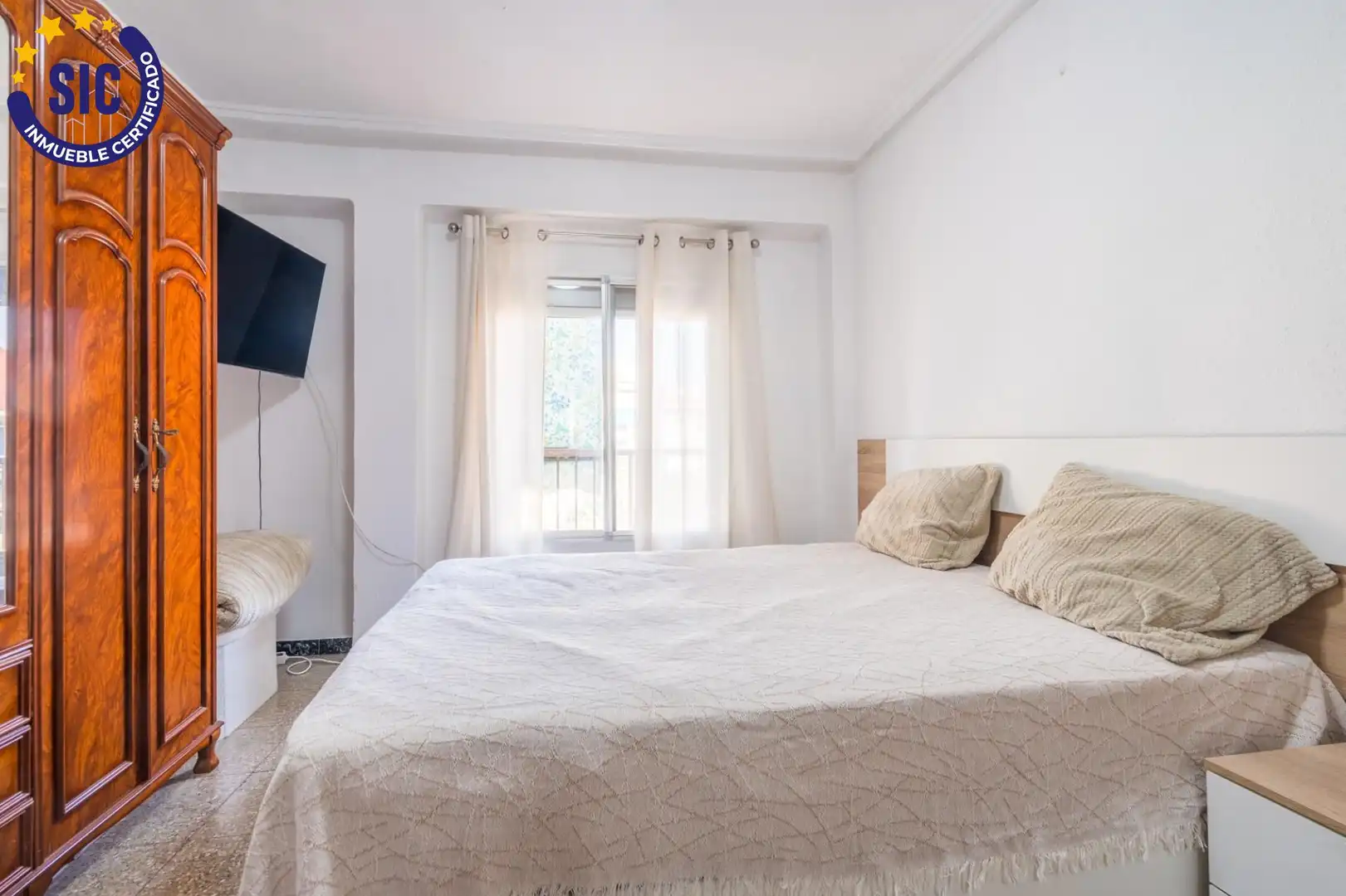 Habitación de Piso en venta en Valencia con Aire acondicionado y Balcón