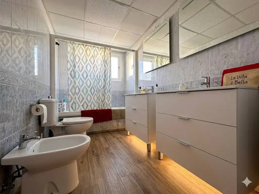 Baño de Casa o chalet en venta en L'Eliana con Aire acondicionado, Jardín privado y Piscina