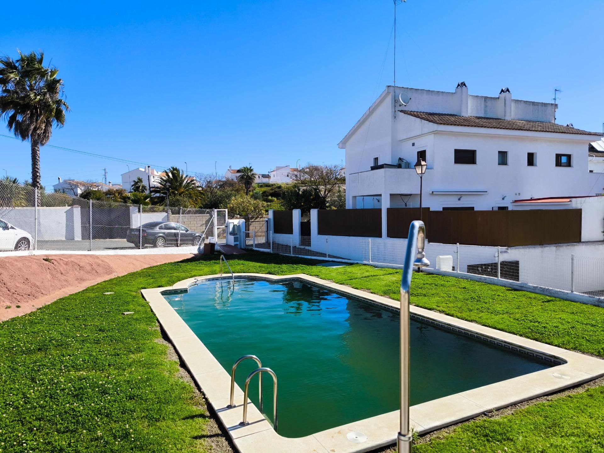 Piscina de Casa adosada en venda en Villablanca amb Jardí privat, Terrassa i Traster