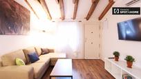 Living room of Flat to rent in  Madrid Capital  with Air Conditioner, Heating and Balcony