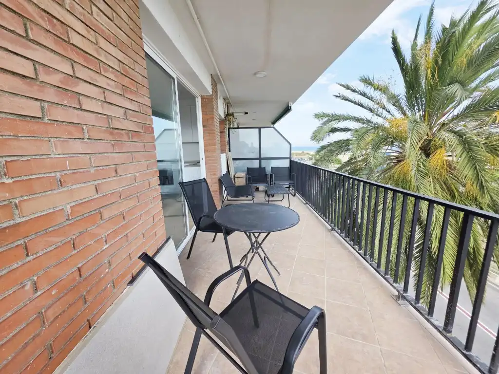 Apartamento de alquiler en Sector Est