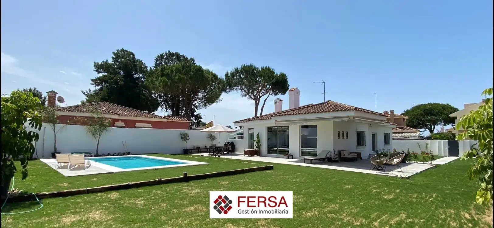 Exterior view of Houses for sale in El Puerto de Santa María  with Air Conditioner, Heating and Private garden