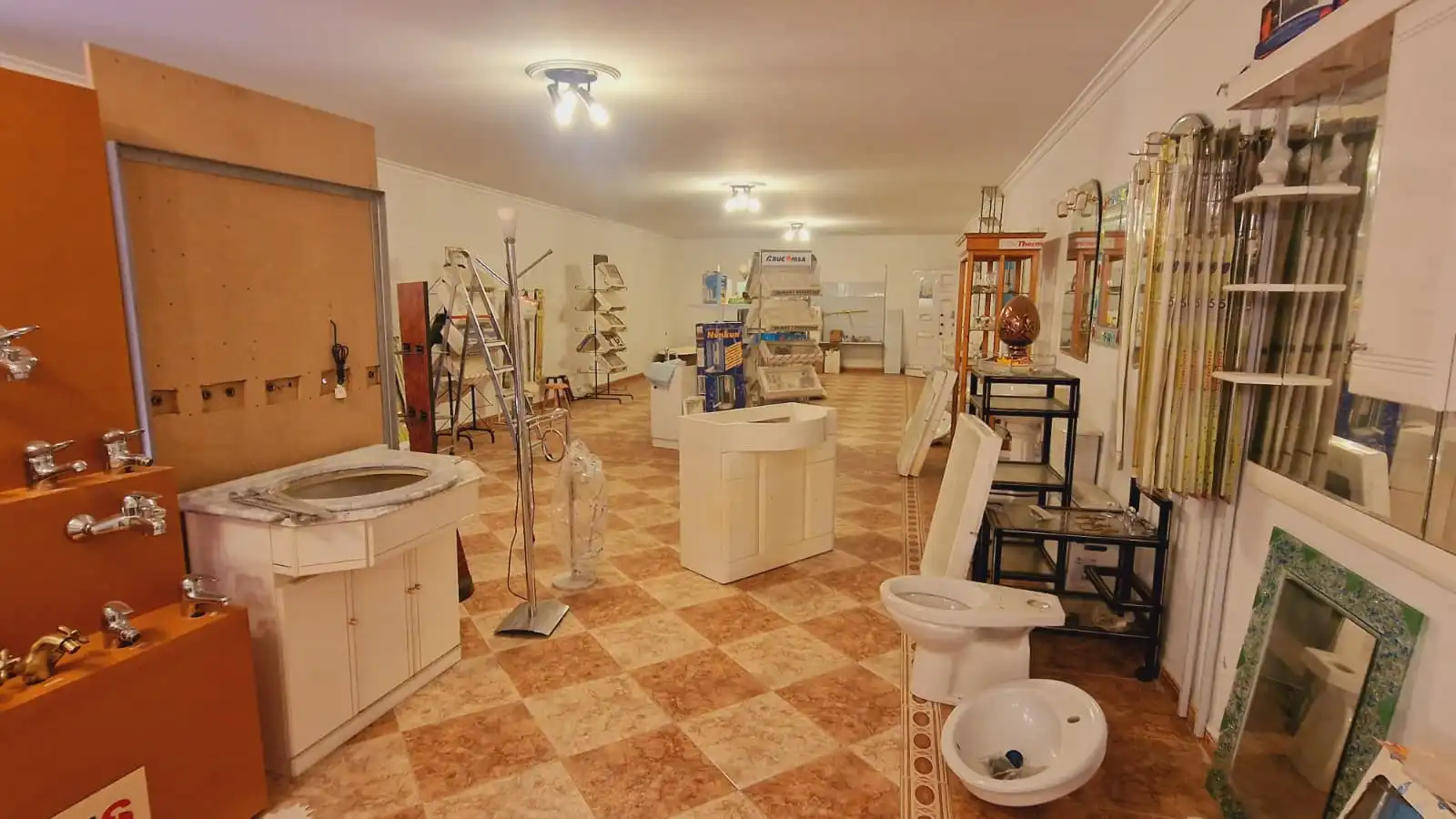 Local comercial en venta en Avenida Mariana Pineda, imagen 14