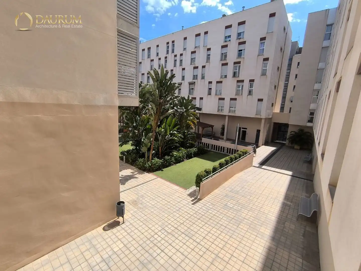 Außenansicht von Wohnung zum Verkauf in Alicante / Alacant mit Terrasse und Abstellraum