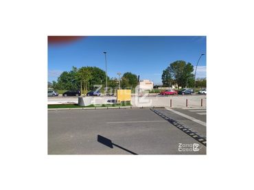 Individual en venta en Casc Urbà