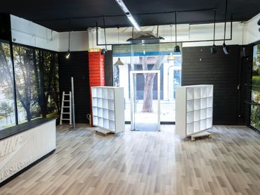 Local comercial en alquiler en Carrer de la Torre 9