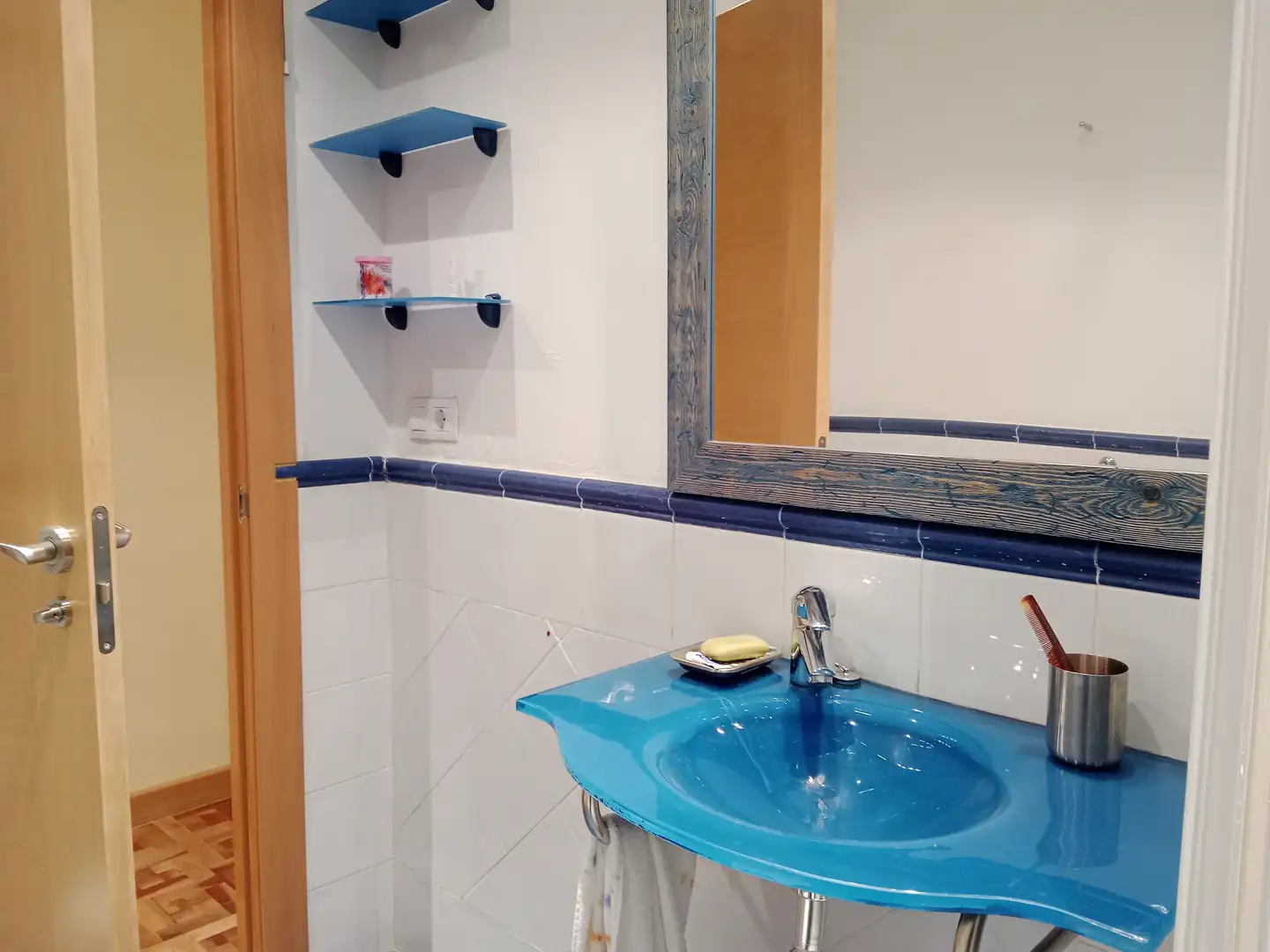 Badezimmer von Wohnungen zum Verkauf in Candelario mit Heizung, Parkett und Abstellraum