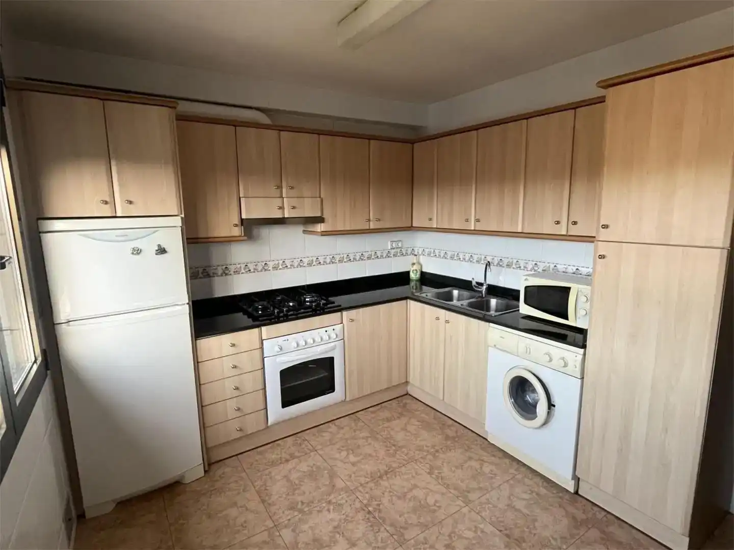 Cocina de Piso en venta en Benabarre con Amueblado y Balcón