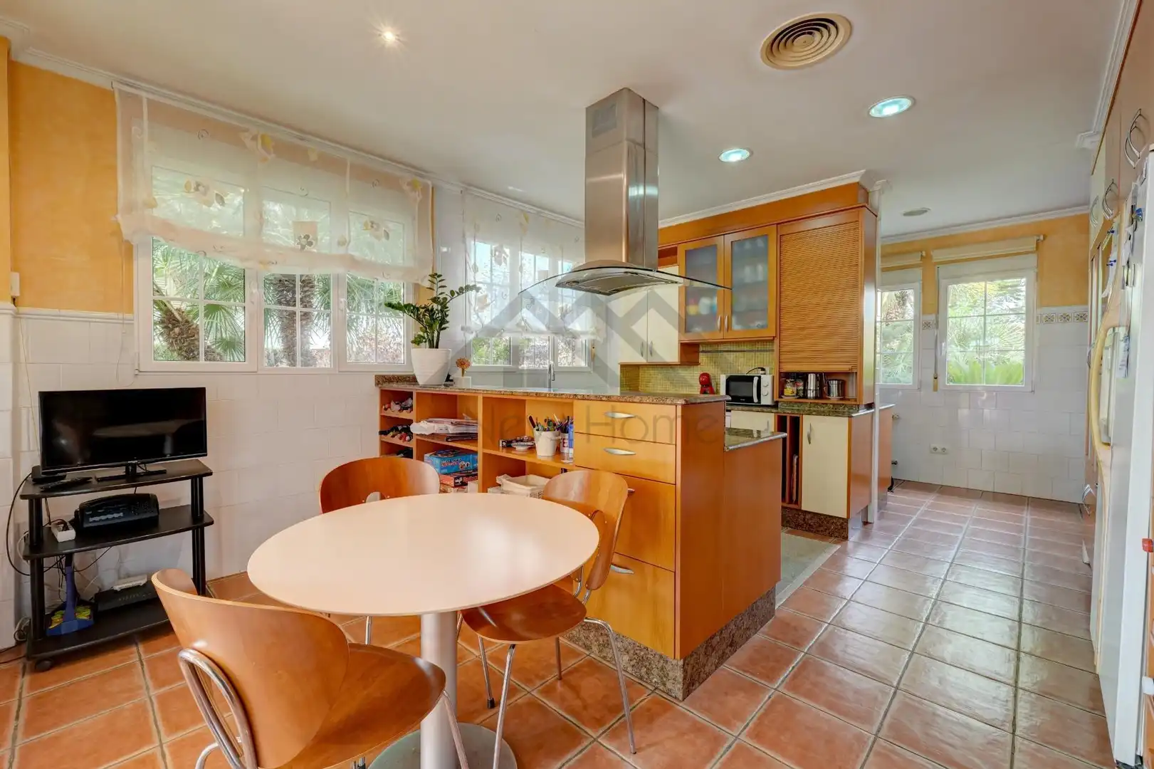 Kitchen of Houses for sale in La Pobla de Vallbona  with Heating, Private garden and Terrace