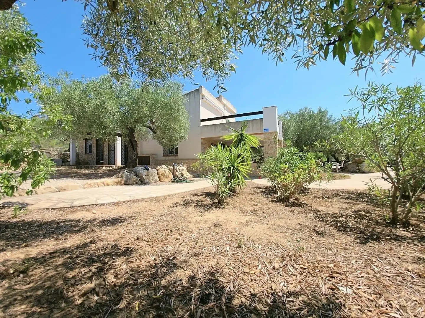 Außenansicht von Country house zum Verkauf in L'Ametlla de Mar  mit Privatgarten, Terrasse und Schwimmbad
