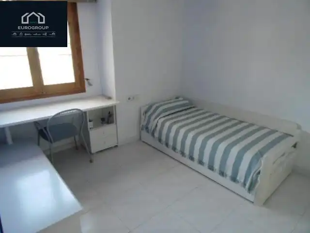 Dormitori de Casa o xalet de lloguer en Benidorm amb Aire condicionat, Calefacció i Jardí privat